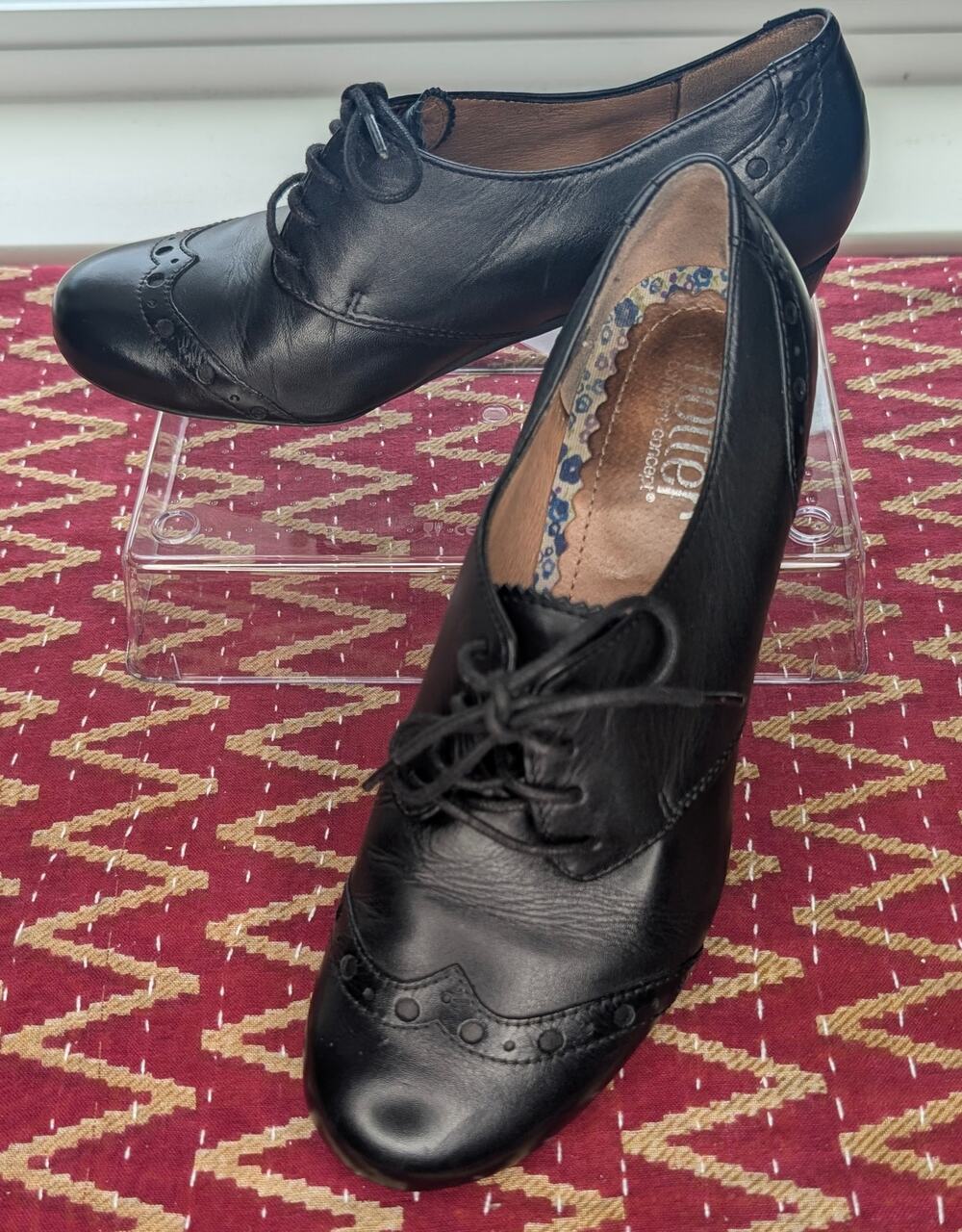 Hotter Comfort Concept Black Leather Brogue Wingtip Heeled Oxfords 6 Witchy Goth